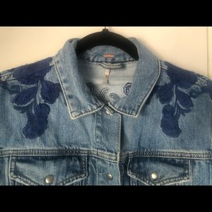 Free People Cropped Denim Jacket xs